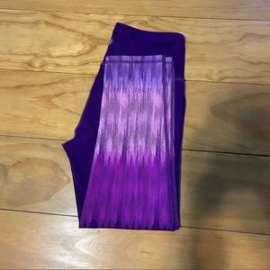 Athleta purple ombré crop size XS